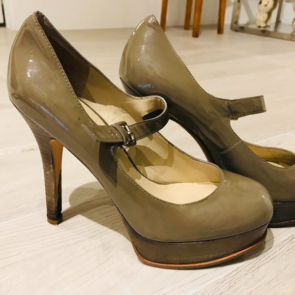 Michael Kors Heels - Picture 3 of 3